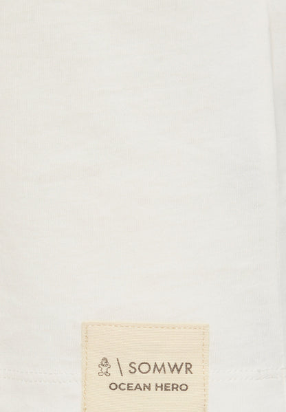 VACANT TEE